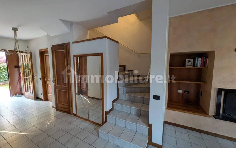 Villa a schiera via Brenta, Seriate — foto 16 di 21