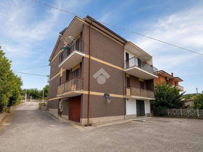 Villa bifamiliare via Case Di Trento 10, Case Di Trento, Giulianova — foto 2 di 34