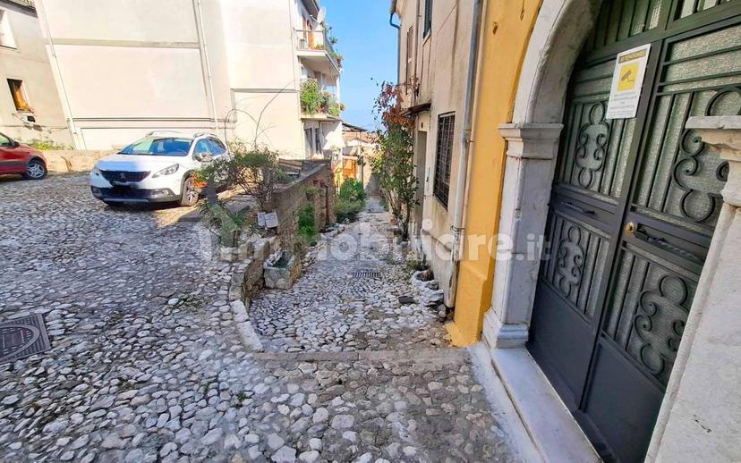 Trilocale ottimo stato, Centro, Atina — foto 17 di 17