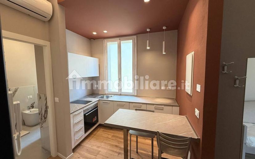 Bilocale via Fratelli Cairoli, Centro Storico, Imola — foto 13 di 14