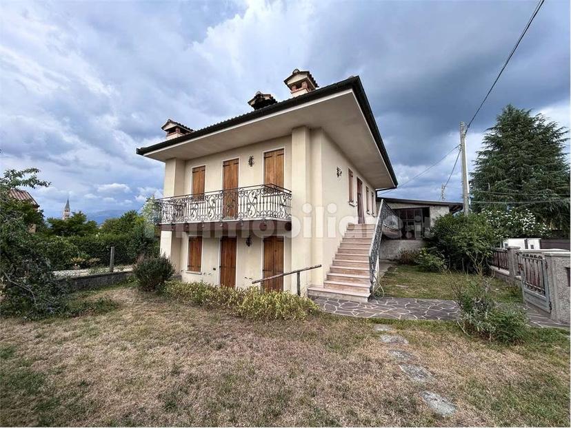 Terratetto unifamiliare 208 m², buono stato, Pieve di Soligo — foto 15 di 22