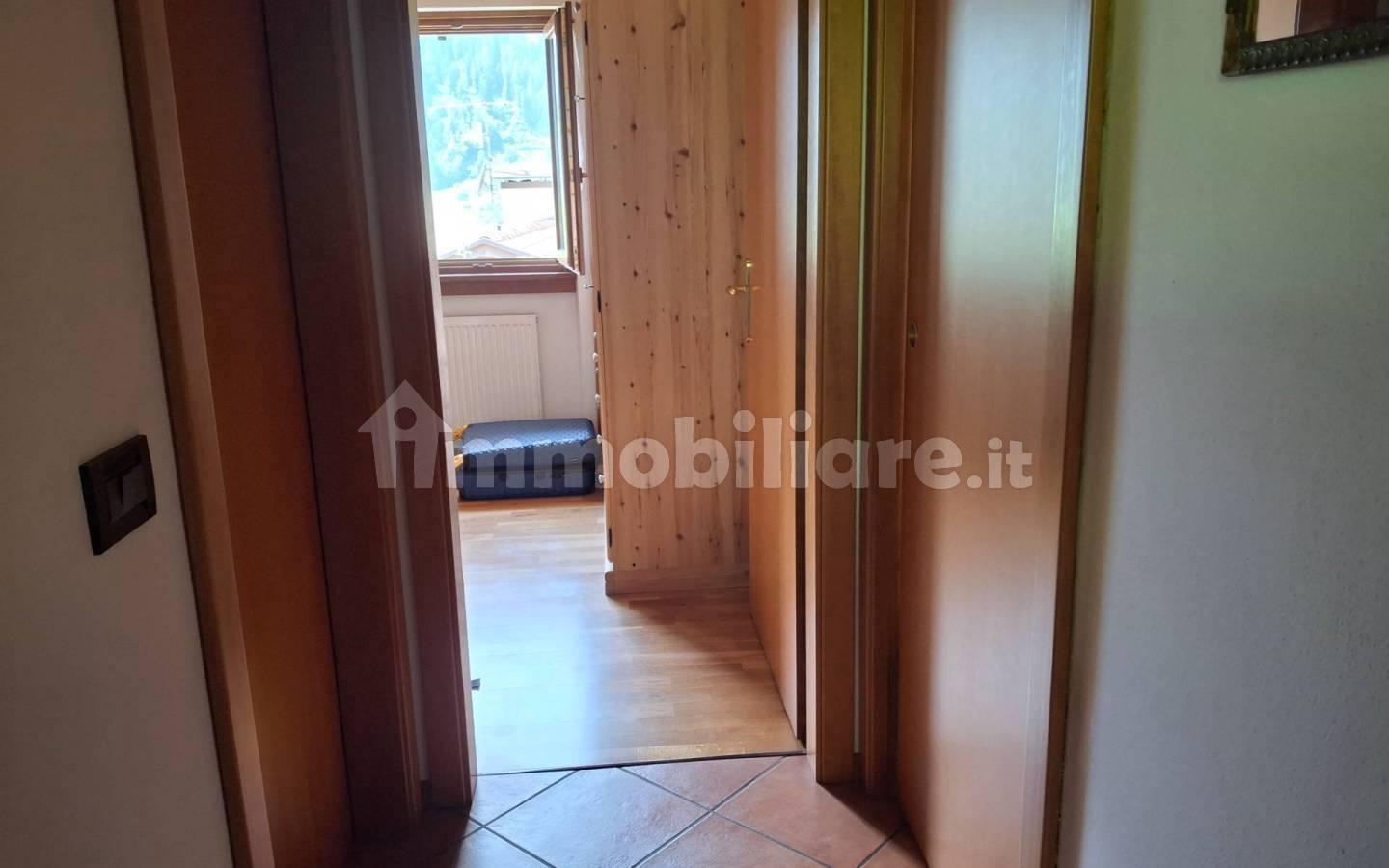 Trilocale via al Sole 43, Centro, Pinzolo