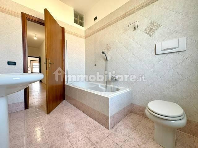 Appartamento via Sebastiano Caboto 2, Lugagnano, Mancalacqua, Sona — foto 15 di 45