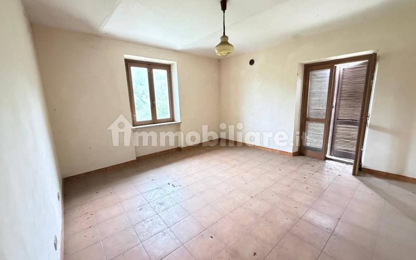 Casale regione Centanito 4, Corneliano d'Alba — foto 4 di 30