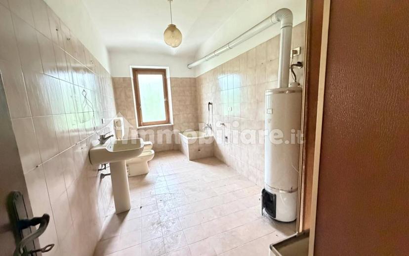 Casale regione Centanito 4, Corneliano d'Alba — foto 29 di 30