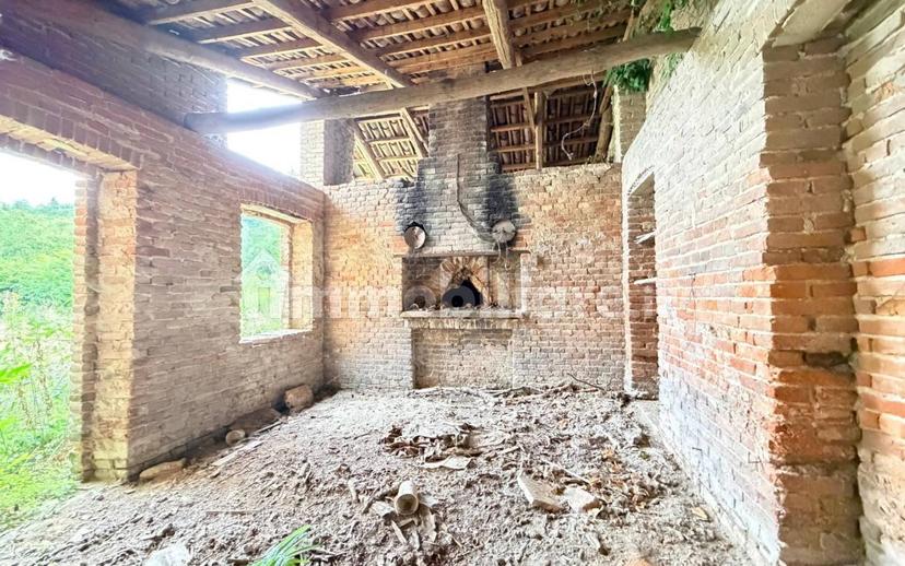 Casale regione Centanito 4, Corneliano d'Alba — foto 6 di 30