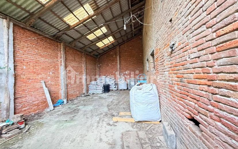 Casale regione Centanito 4, Corneliano d'Alba — foto 11 di 30