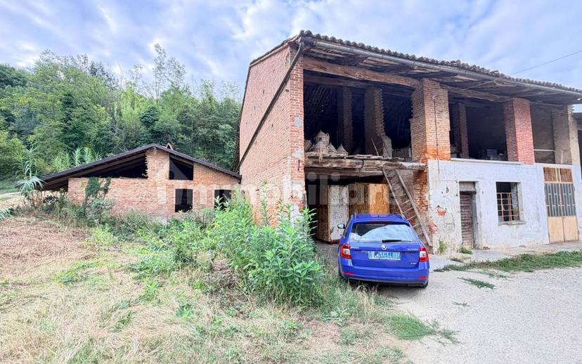 Casale regione Centanito 4, Corneliano d'Alba — foto 30 di 30