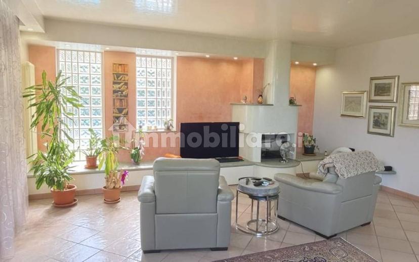 Villa unifamiliare Strada per Pavone 12, Centro, Pietra Marazzi — foto 9 di 77