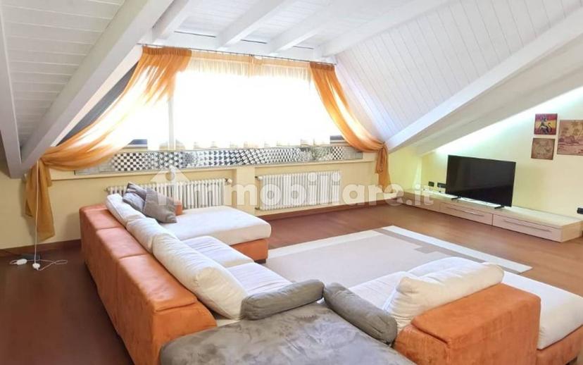 Villa unifamiliare Strada per Pavone 12, Centro, Pietra Marazzi — foto 35 di 77