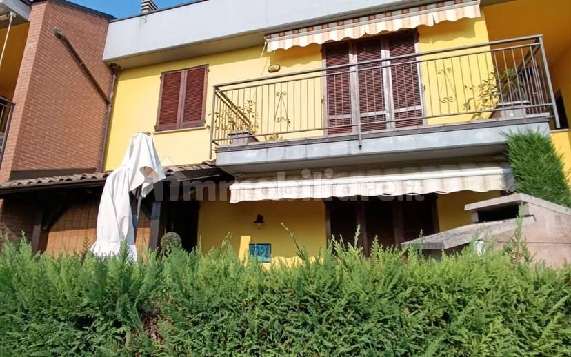 Trilocale via Sgarbina, Casteggio — foto 6 di 8