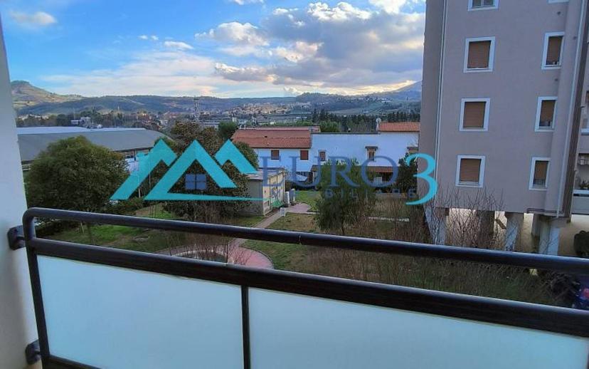 Appartamento largo dei Ginepri, Ascoli Piceno — foto 3 di 13