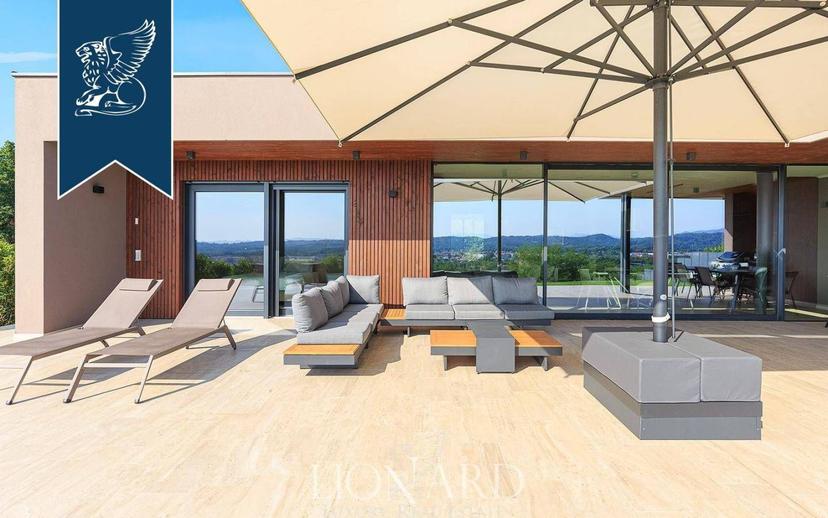 Villa unifamiliare, ottimo stato, 260 m², Piovino, Borgomanero — foto 2 di 24
