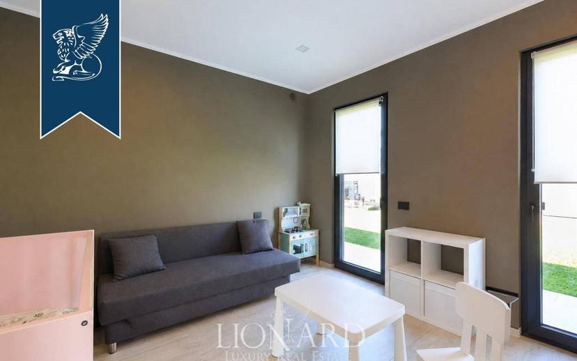 Villa unifamiliare, ottimo stato, 260 m², Piovino, Borgomanero — foto 16 di 24