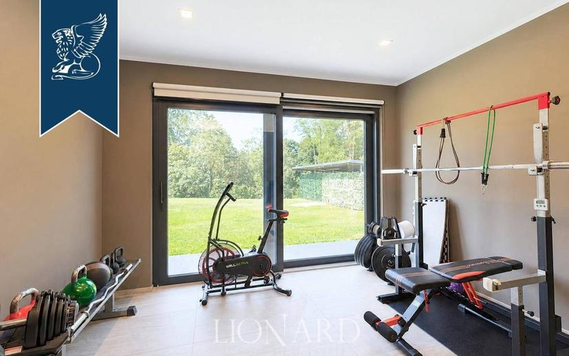 Villa unifamiliare, ottimo stato, 260 m², Piovino, Borgomanero — foto 5 di 24