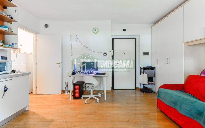 Monolocale via Don Pietro Lualdi 10, Ruginello, Vimercate — foto 2 di 18
