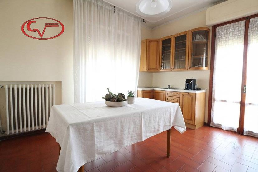 Appartamento in villa via Ammiraglio Burzagli, Città, Montevarchi — foto 4 di 14