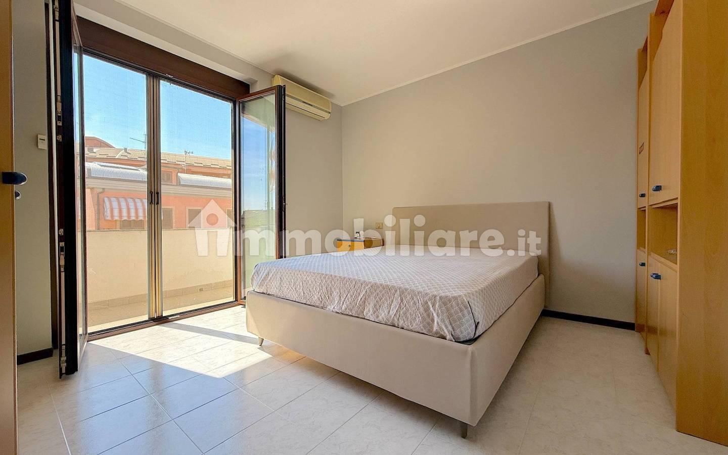 Villa a schiera via Amilcare Ponchielli 49, Torrion Quartara, Novara