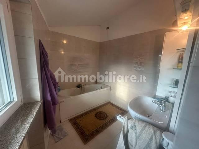 Terratetto unifamiliare 121 m², buono stato, Cerano — foto 42 di 51