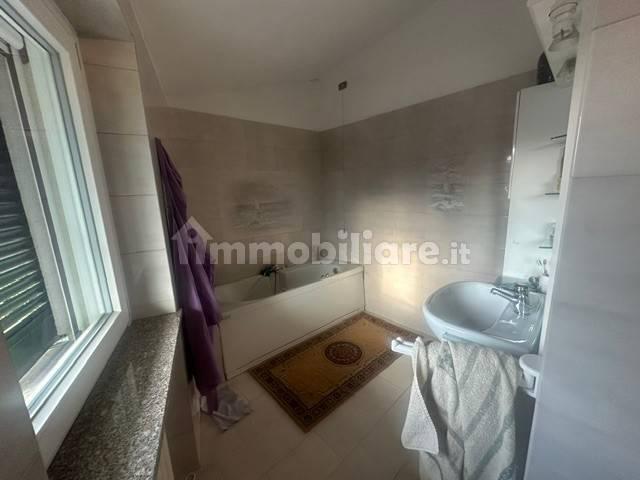 Terratetto unifamiliare 121 m², buono stato, Cerano — foto 38 di 51