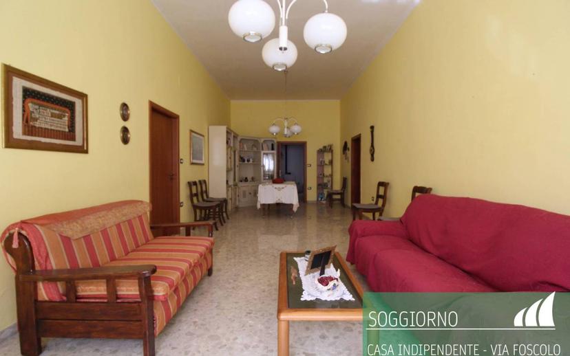 Terratetto unifamiliare via Ugo Foscolo 6, Mesagne — foto 4 di 29