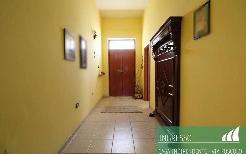 Terratetto unifamiliare via Ugo Foscolo 6, Mesagne — foto 2 di 29