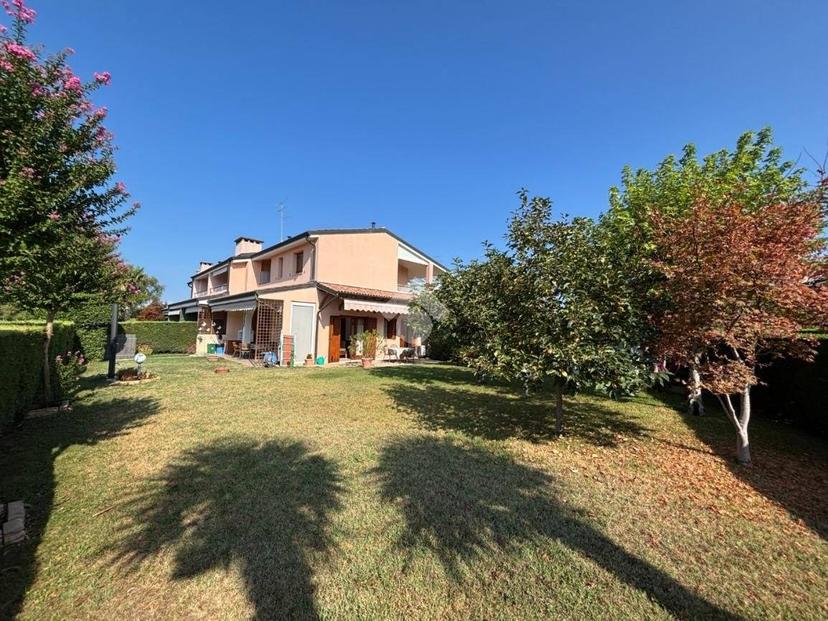 Trilocale via dei vigneti 229, Lazise — foto 3 di 36