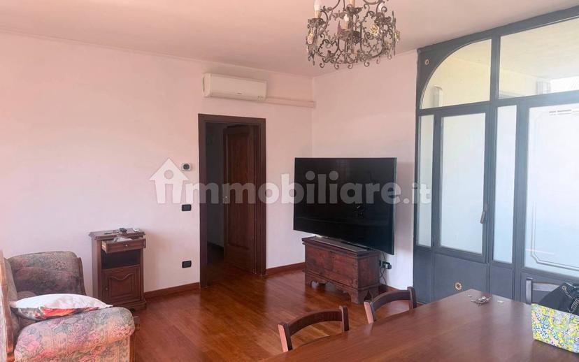 Quadrilocale viale Brianza 57, Sovico