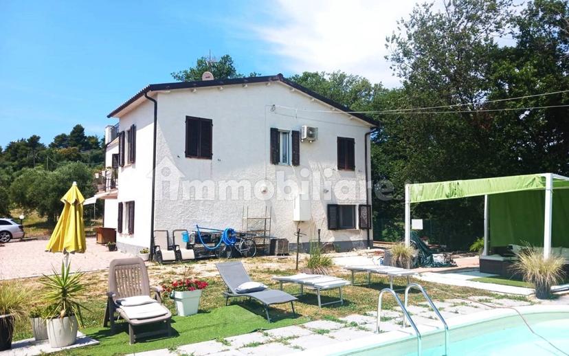 Casa colonica Località Poccioni, Troviggiano, Cingoli — foto 42 di 42
