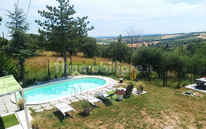 Casa colonica Località Poccioni, Troviggiano, Cingoli — foto 28 di 42