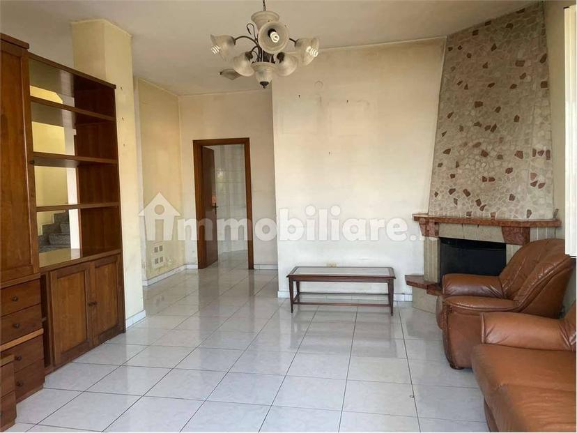 Villa bifamiliare via Tito Livio , 8, Mondragone — foto 16 di 30