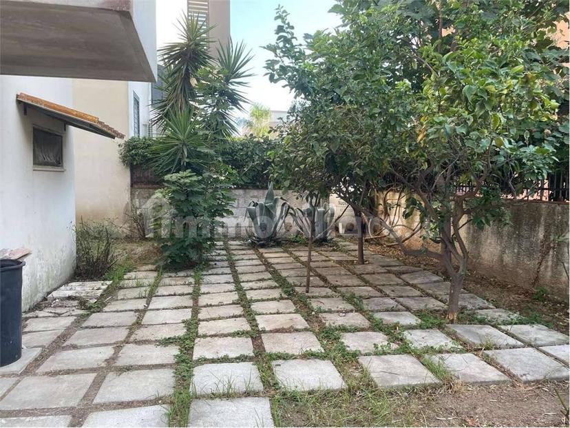 Villa bifamiliare via Tito Livio , 8, Mondragone — foto 8 di 30