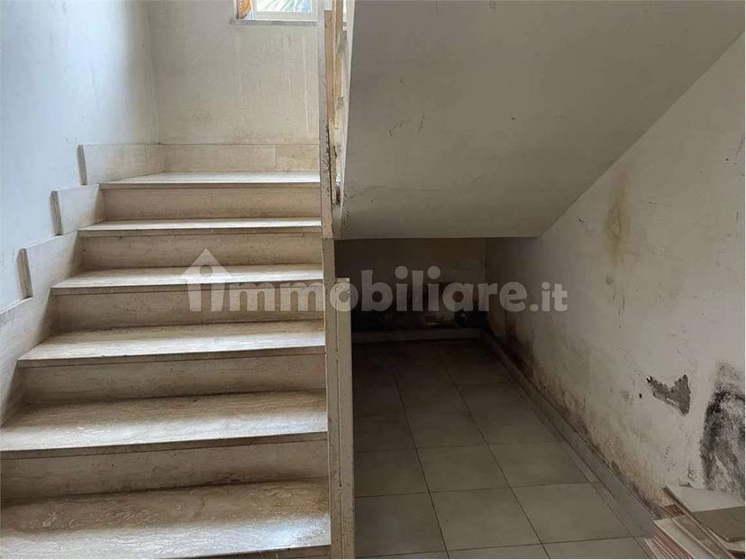Villa bifamiliare via Tito Livio , 8, Mondragone — foto 20 di 30