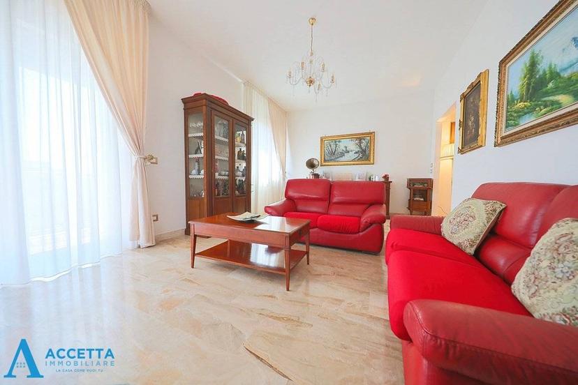 Appartamento via Plinio 87, Tre Carrare, Taranto