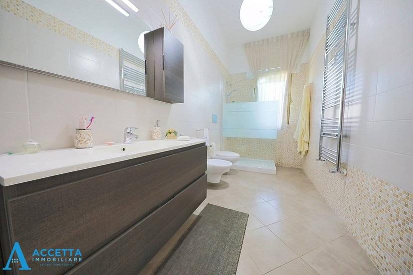 Villa unifamiliare via Fior d'Agave 10, San Vito - Carelli, Taranto — foto 10 di 38