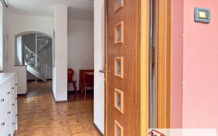 Bilocale vicolo Madonnina del Grappa 54, Centro, Ispra — foto 23 di 32
