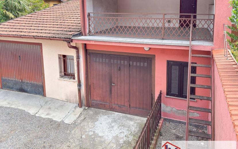 Bilocale vicolo Madonnina del Grappa 54, Centro, Ispra — foto 27 di 32