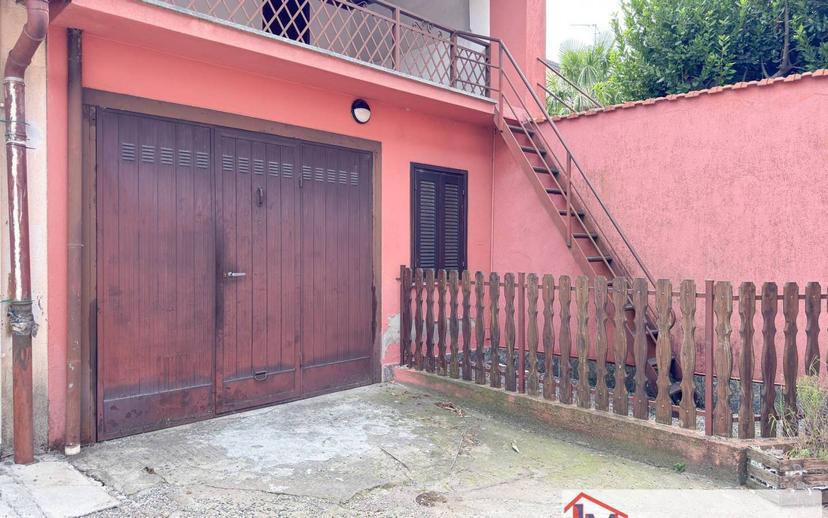 Bilocale vicolo Madonnina del Grappa 54, Centro, Ispra — foto 7 di 32
