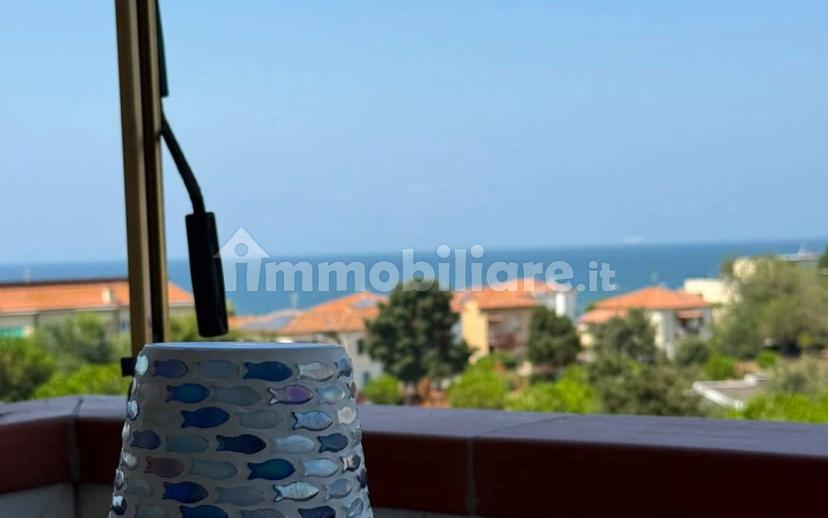 Trilocale via Giacomo Matteotti 75, Centro, Follonica — foto 3 di 20
