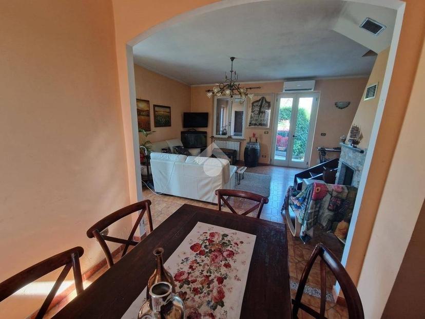 Villa bifamiliare, ottimo stato, 250 m², Maretto — foto 30 di 44
