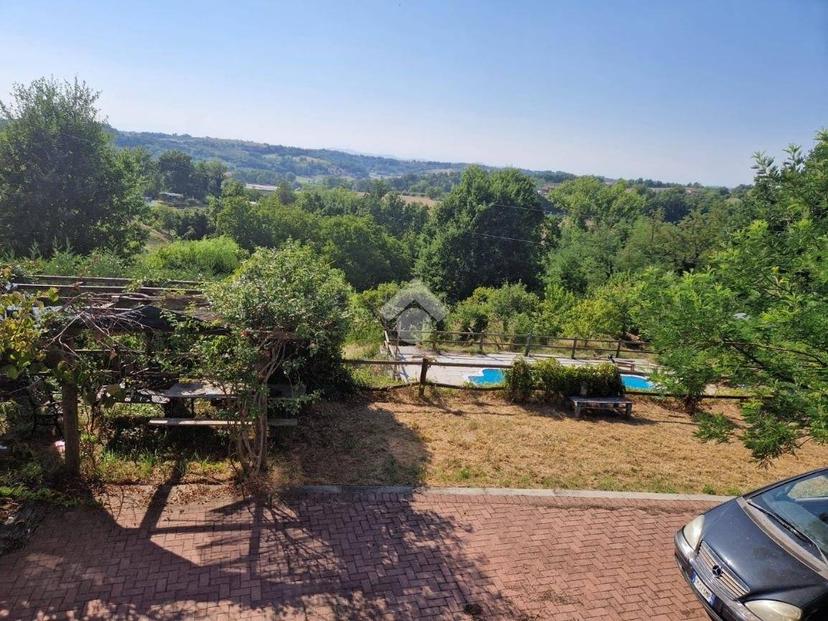 Villa bifamiliare, ottimo stato, 250 m², Maretto — foto 2 di 44