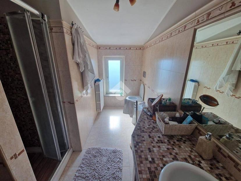 Villa bifamiliare, ottimo stato, 250 m², Maretto — foto 17 di 44