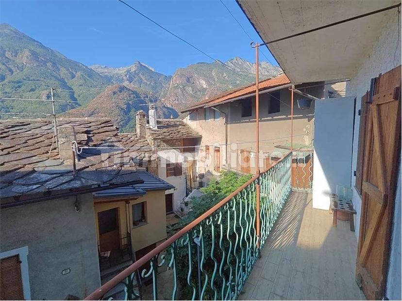 Trilocale via Rovarey 20, Centro, Donnas — foto 16 di 35