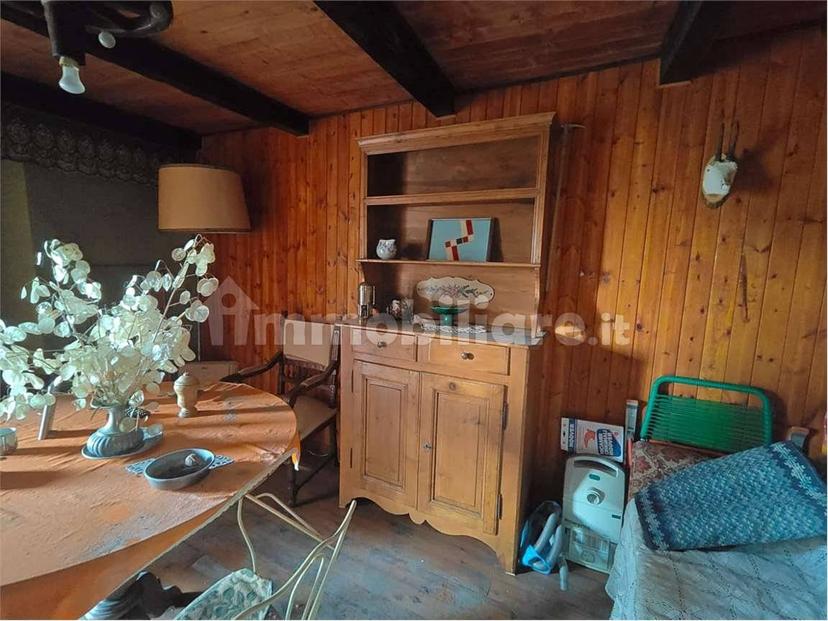 Trilocale via Rovarey 20, Centro, Donnas — foto 2 di 35