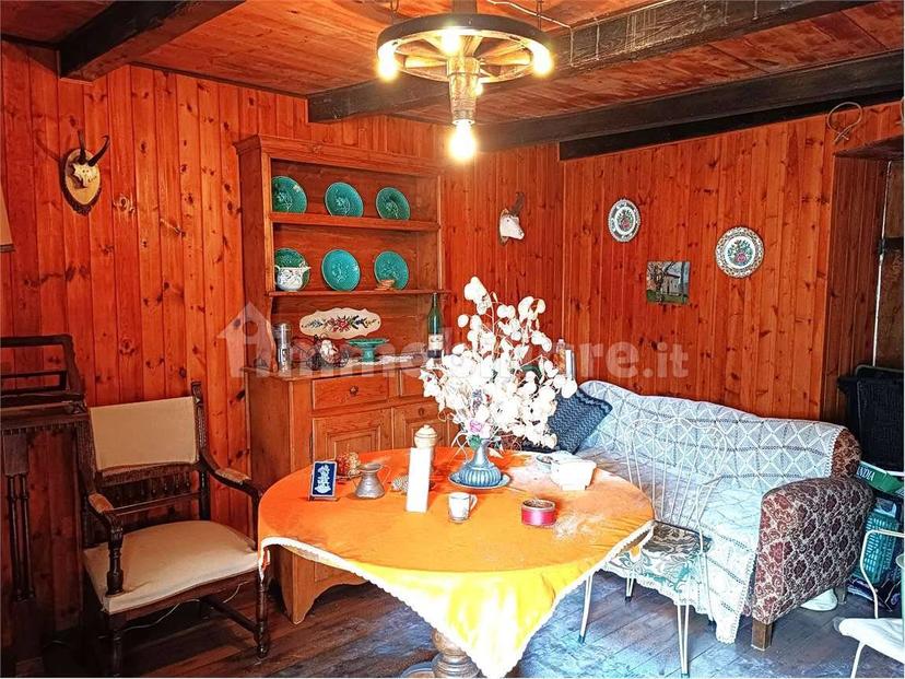 Trilocale via Rovarey 20, Centro, Donnas — foto 35 di 35