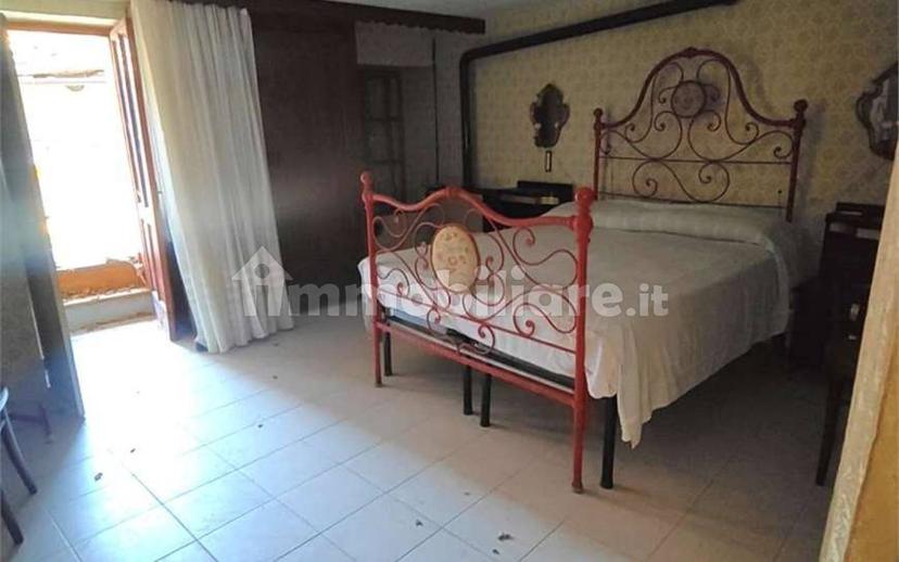 Trilocale via Rovarey 20, Centro, Donnas — foto 32 di 35