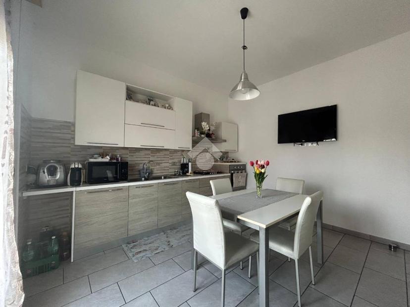 Villa bifamiliare, ottimo stato, 125 m², Tarmassia, Isola della Scala — foto 14 di 23
