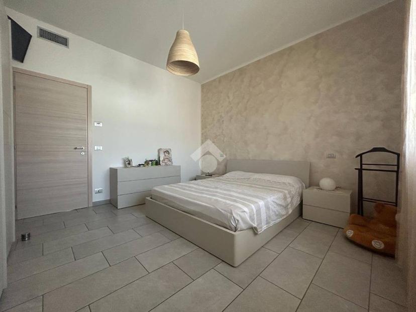Villa bifamiliare, ottimo stato, 125 m², Tarmassia, Isola della Scala — foto 3 di 23