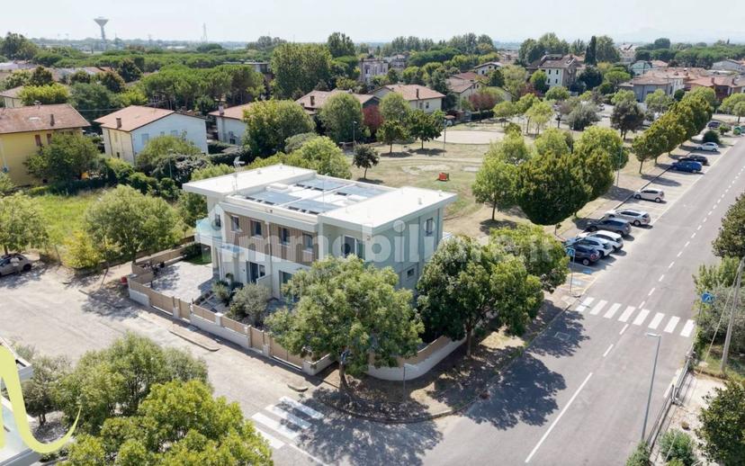 Villa bifamiliare via Caduti dell'11 Settembre 3, Santa Teresa, Cesenatico — foto 4 di 35