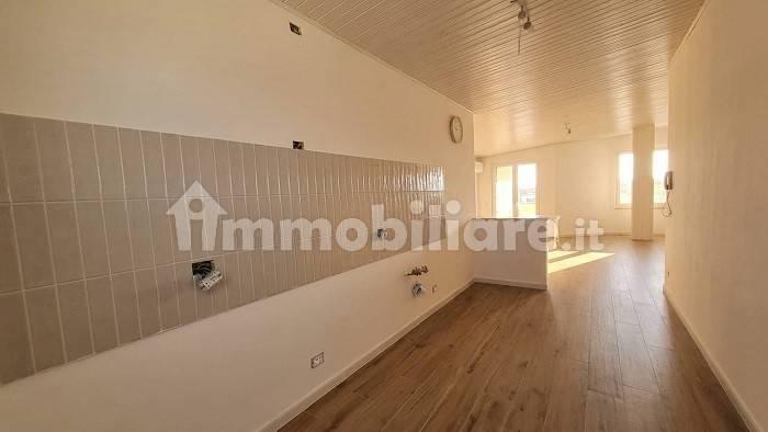 Mansarda via Giuseppe Verdi 131, Centro, Grottaminarda — foto 6 di 7